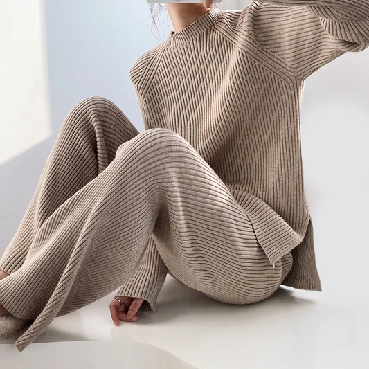 VYVA Knitted Sweater Set